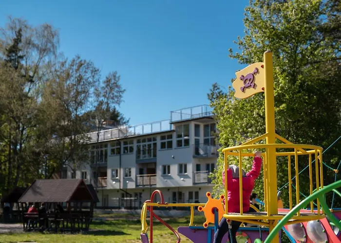 19b Blue Marine Basen Brodziki Plac Zabaw The Of Przy Plaz Poddąbie